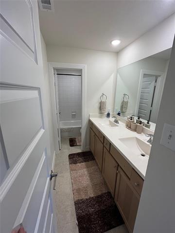Building Photo - 3934 Ford Dr