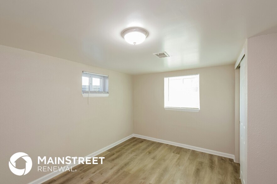 Building Photo - 2644 E 97th Ave