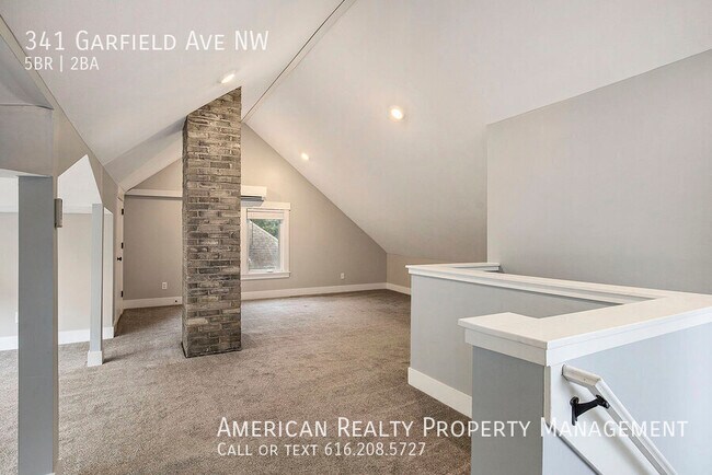 Building Photo - 341 Garfield Ave NW