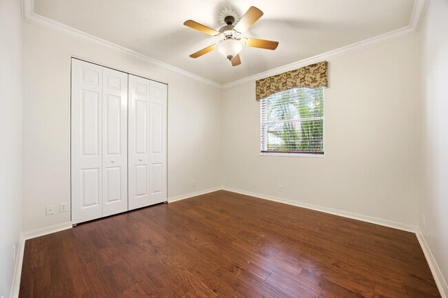 Building Photo - 195 Sedona Way