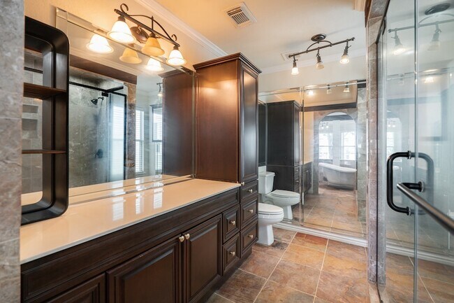 Building Photo - 21815 Grassy Hill Ln