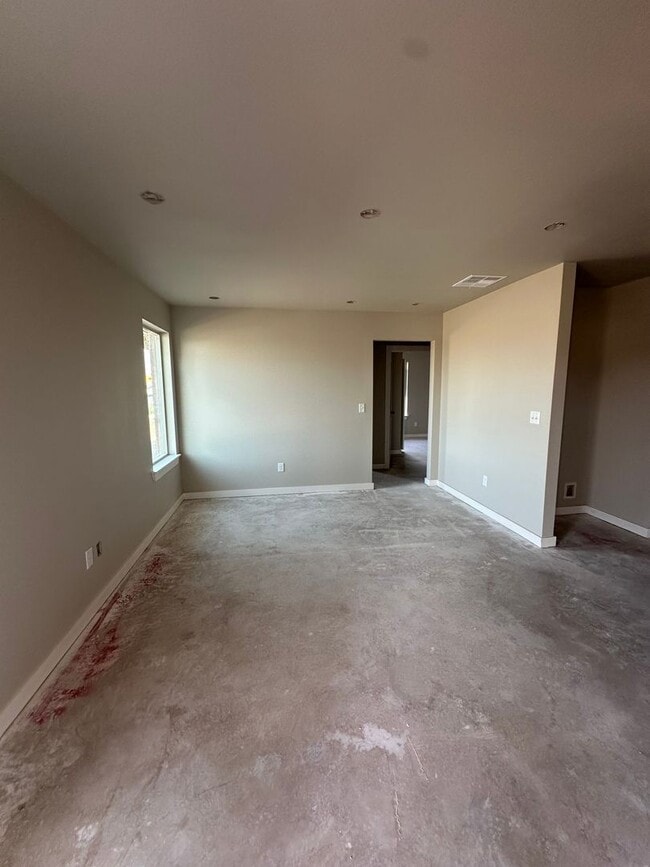 Building Photo - Modern Living Starts Here — Pre-Leasing at Hampton Hills!