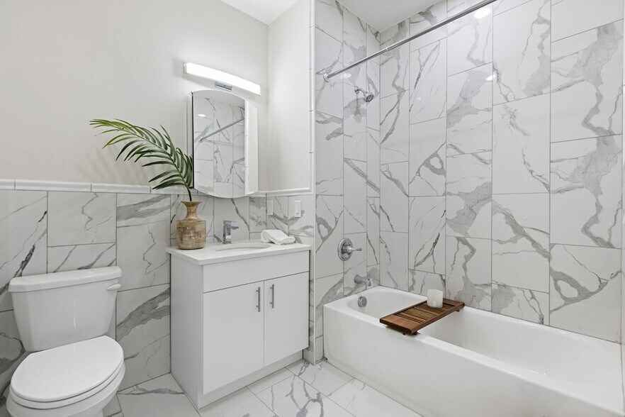 Building Photo - 9 Clark St