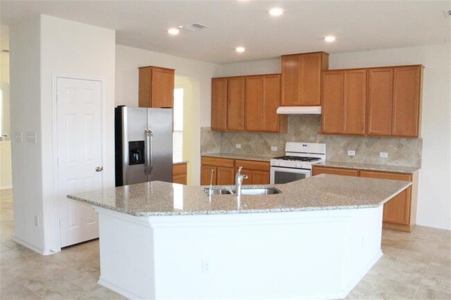 Building Photo - 1708 Uhland Dr