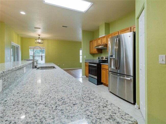 Building Photo - 8436 SW 77th Ave