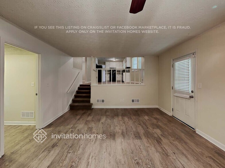 Building Photo - 125 Trace Dr