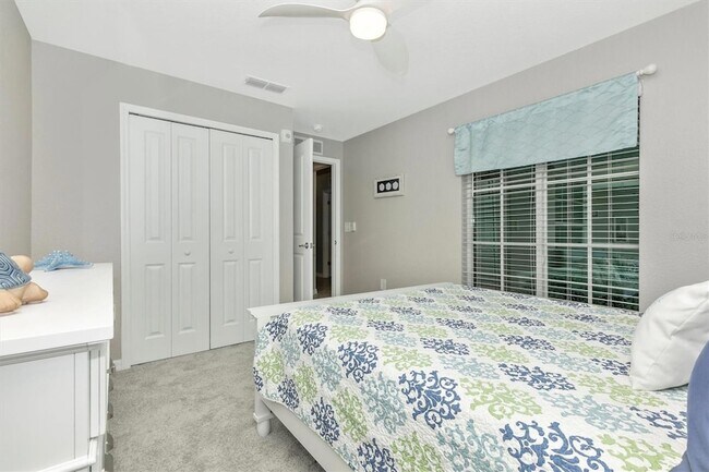 Building Photo - 12550 Galapagos Ct