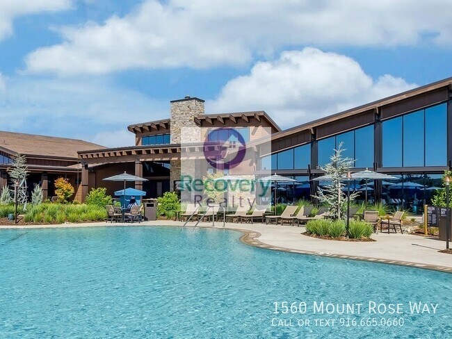 Building Photo - 1560 Mount Rose Ln