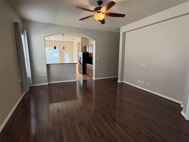 Building Photo - 310 Wildhorse Creek