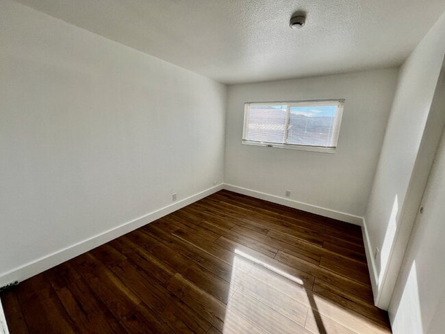 Building Photo - 2459 Gulf Dr