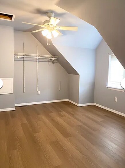 Building Photo - 402 Meadow Ave
