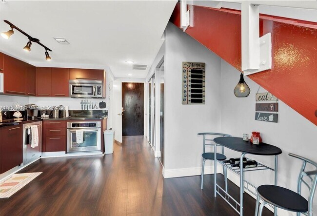 Building Photo - 244 Biscayne Blvd