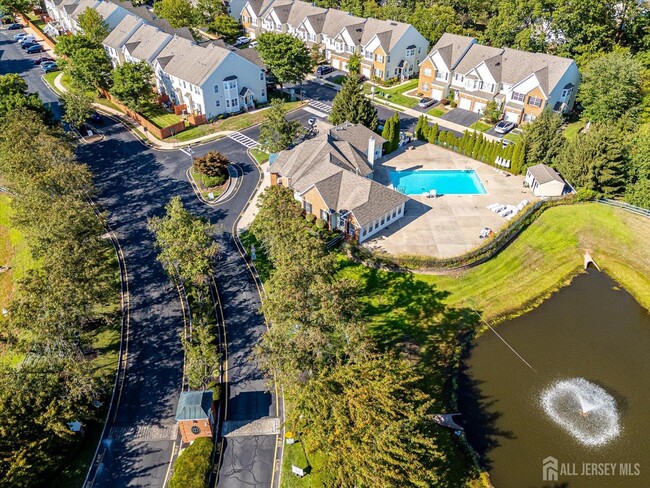 Building Photo - 913 Del Negro Ct