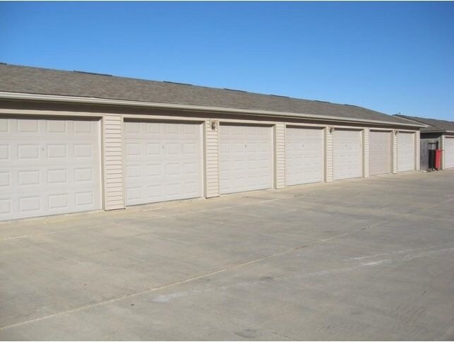 Building Photo - 2855 Coral Ct