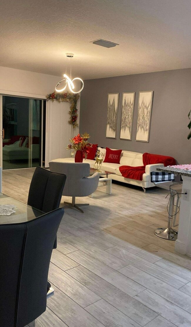 Building Photo - 1140 Cavender Creek Rd