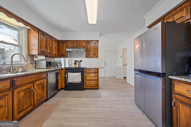 Building Photo - 1223 Settlebench Ln