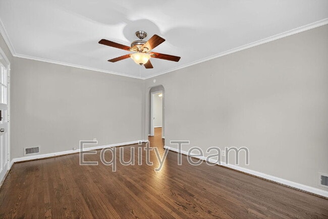 Building Photo - 7020 La Boiteaux Ave