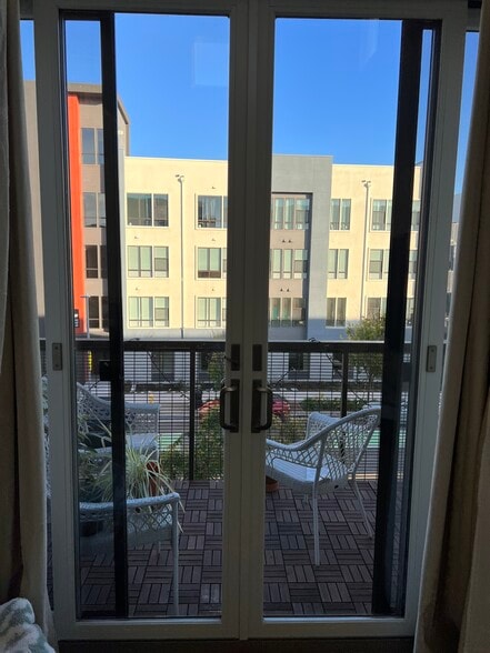 Building Photo - 45079 Insight St