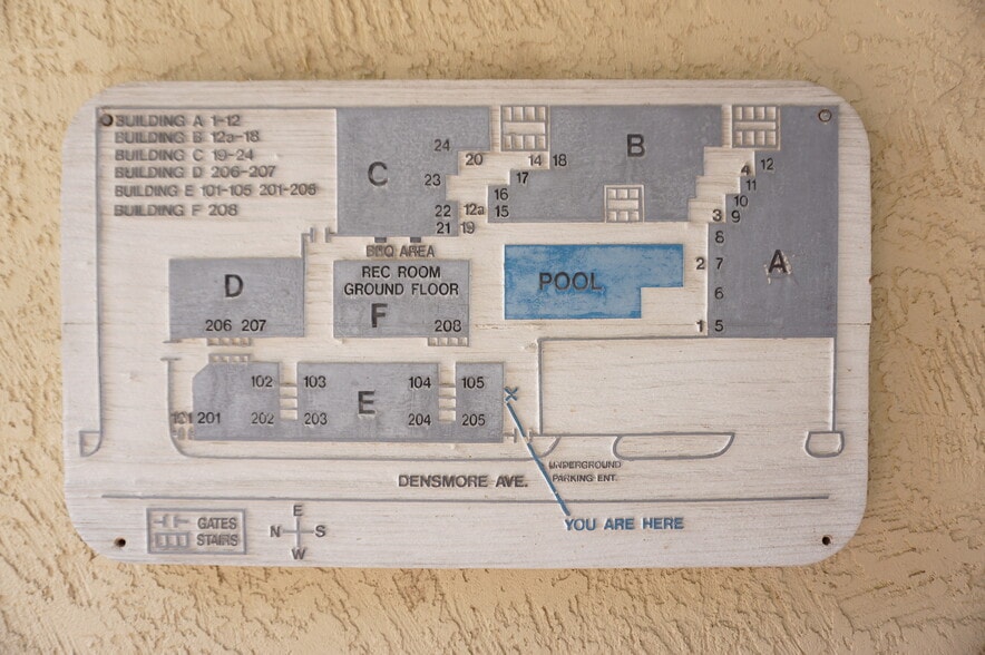 Building Photo - 4610 Densmore Ave