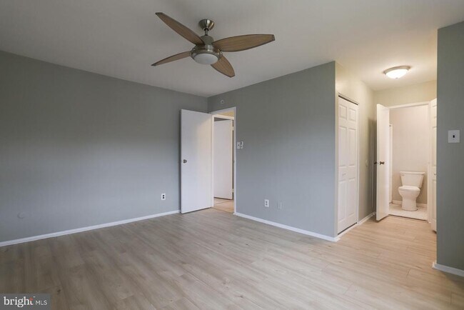 Building Photo - 1940 Arrowood Dr