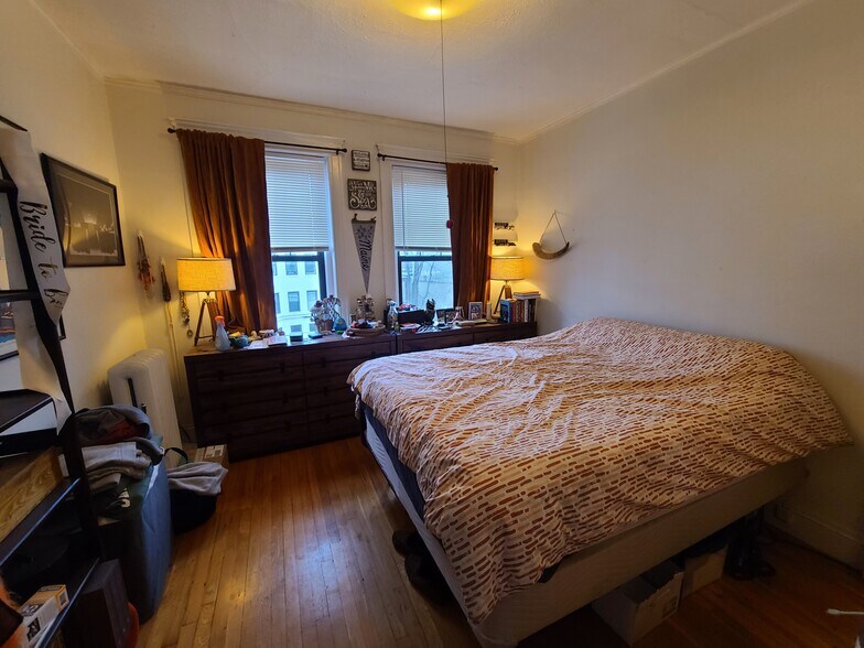 Building Photo - 311 Allston St