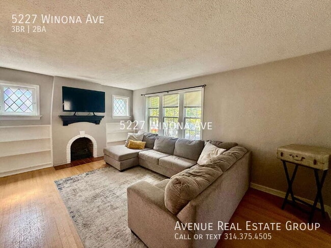 Building Photo - 5227 Winona Ave