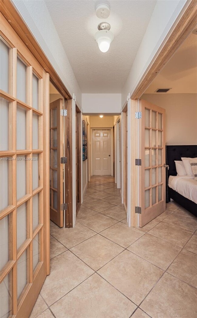 Building Photo - 302 Balboa St