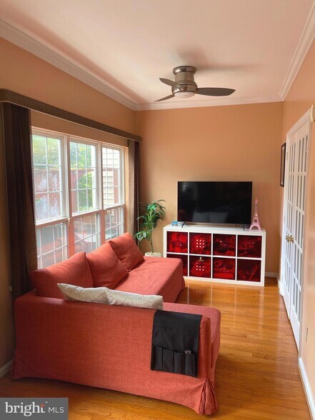 Building Photo - 47402 Darkhollow Falls Ter