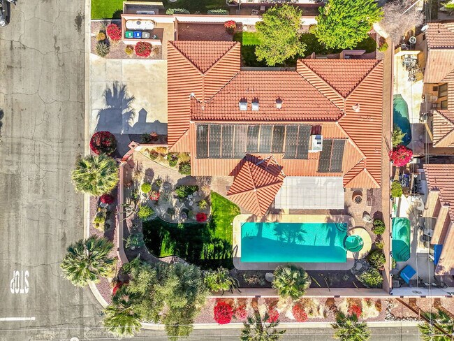 Building Photo - 53720 Avenida Carranza