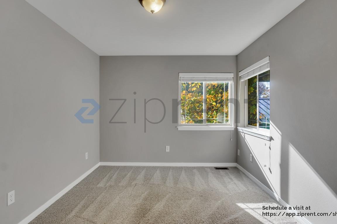 Building Photo - 25125 Reith Rd