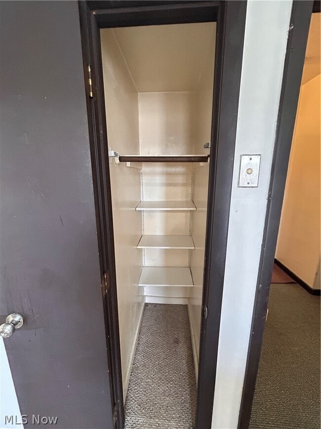 Building Photo - 1707 W 31st Pl