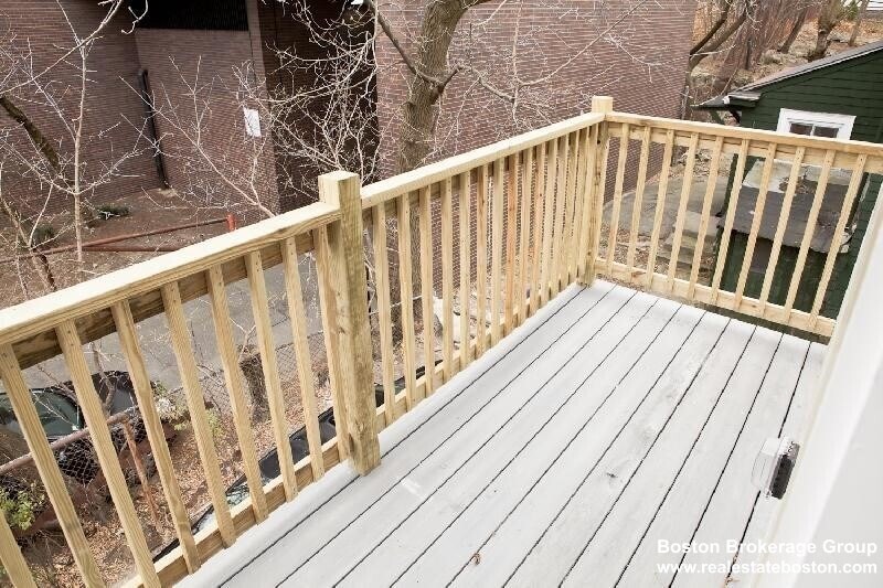 Building Photo - 40 Imrie Rd