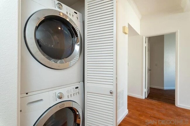 Building Photo - 1250 Cleveland Ave