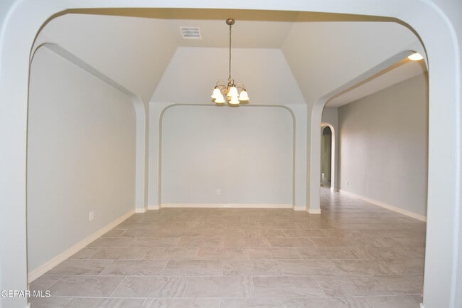 Building Photo - 14325 Navajo Point Dr