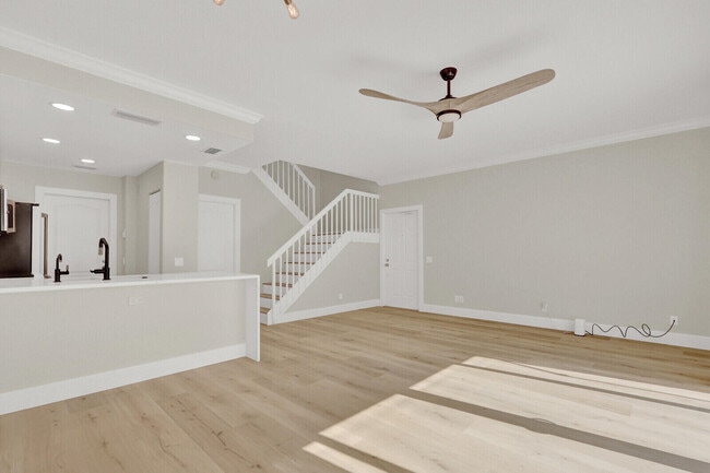 Building Photo - 28 Live Oak Cir