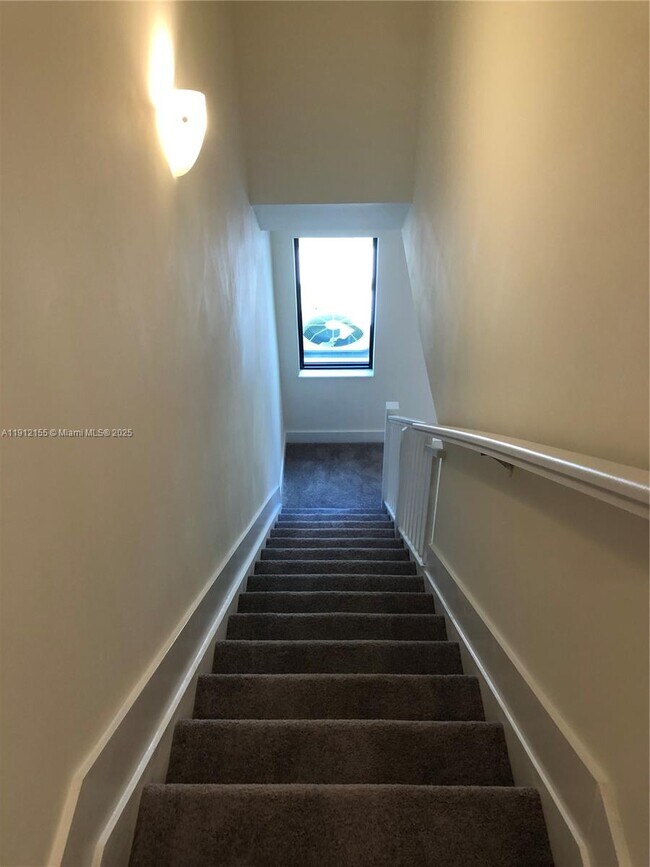 Building Photo - 4757 NW 83rd Pkwy