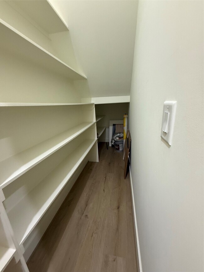 Building Photo - 1815 McKee St