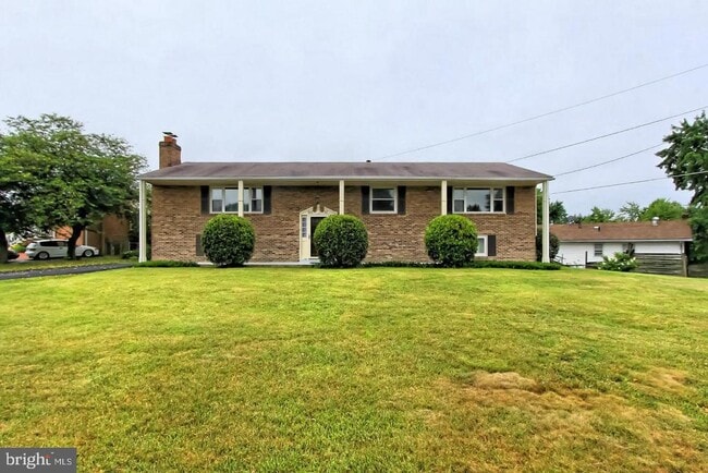 Primary Photo - 6017 Walhaven Dr