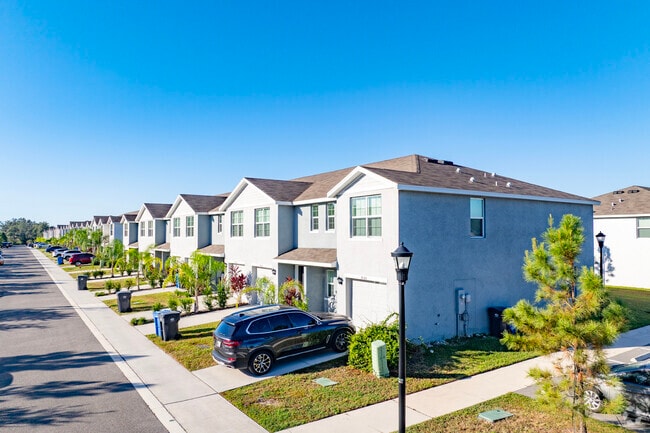 Building Photo - Laurel Lakes Townhomes