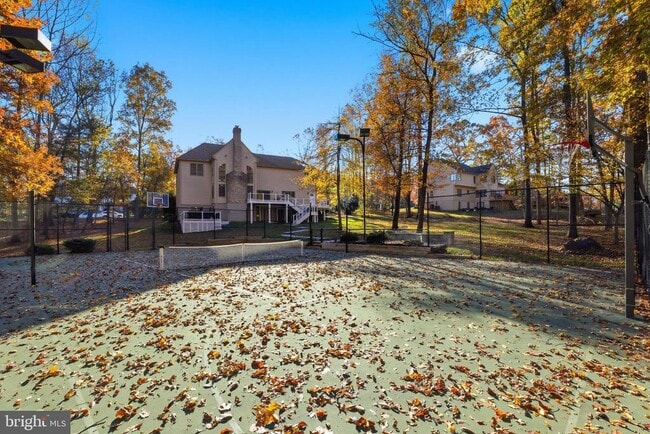 Building Photo - 18136 Hayloft Dr