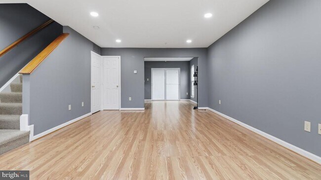 Building Photo - 2628 Deer Ridge Dr