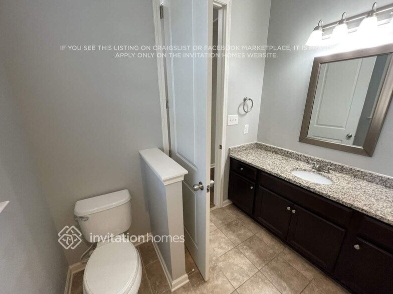 Building Photo - 10318 Blackstone Drive