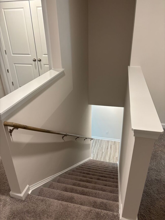 Building Photo - Brand New End-Unit Townhome in Charlotte!