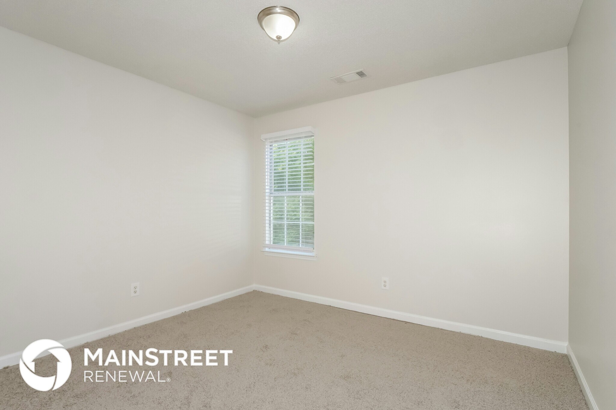 Building Photo - 4451 Lunsford Dr