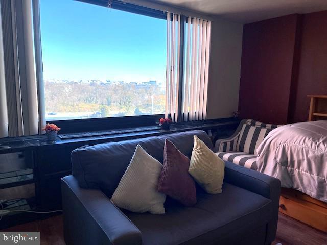 Building Photo - 1011 Arlington Blvd