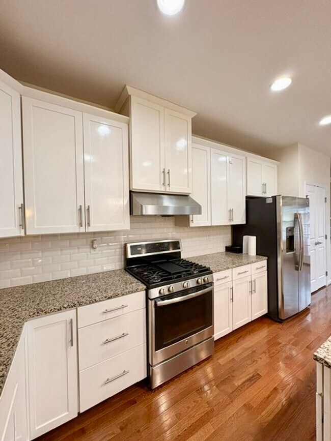 Building Photo - 12227 Majestic Maple Dr