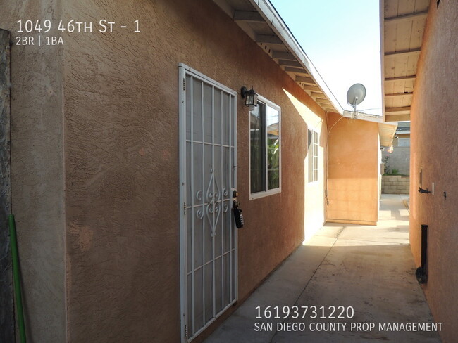 Building Photo - Charming Duplex with a Great View and Beau...