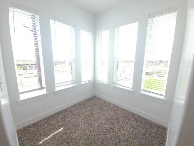 Building Photo - Breathtaking Salt Lake Valley Views | Herriman, UT