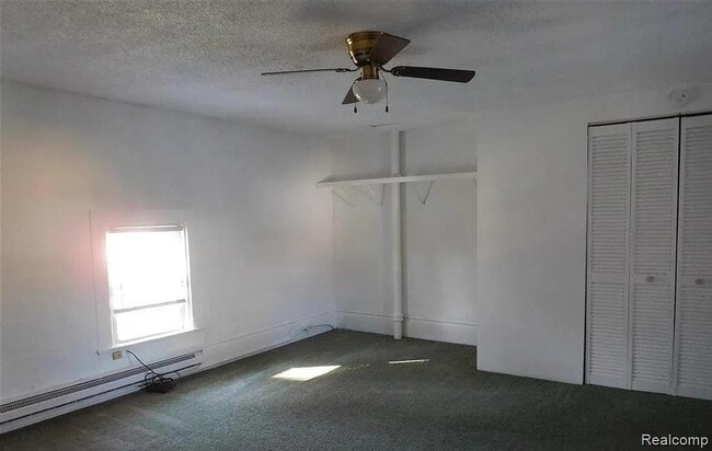 Building Photo - 1910 S Custer Rd