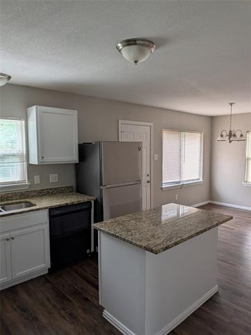 Building Photo - 4804 Trail Lake Dr